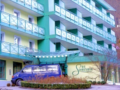 RIMG7276 Die Schroth- Kurklinik in Obervellach