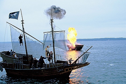 Störtebeker versenkt Hansekogge